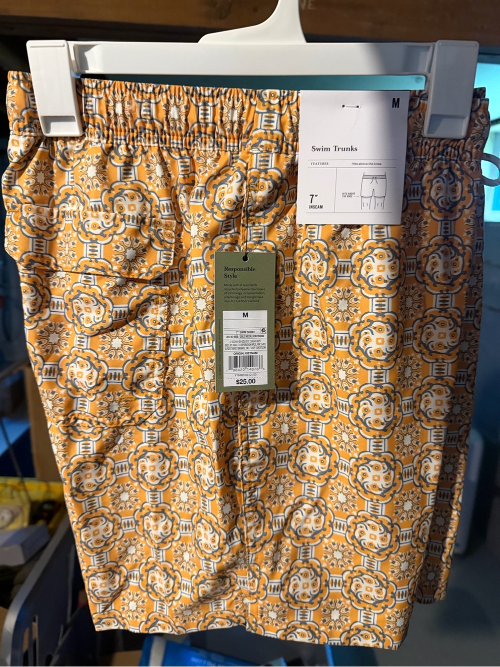 Men's Goodfellow Yellow Patterned Swim Trunks UPF 50+ Size Medium